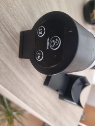 Comedero automático peces