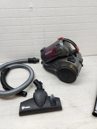 Aspiradora Akitas C6 Sin Bolsa 2.5L