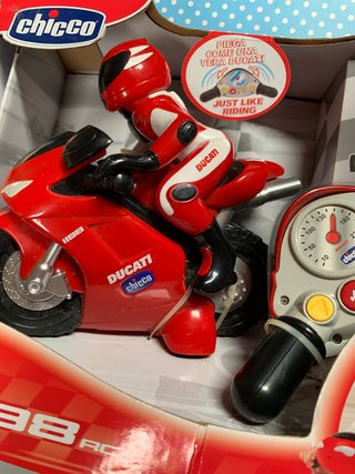 Moto Ducati RC Chicco. Sin abrir.