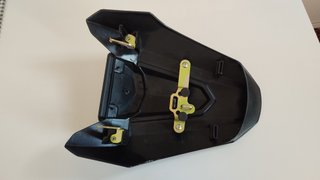 Colín Honda CBR 650R Negro