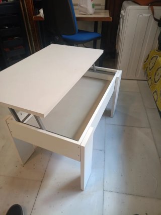 Mesa de centro blanca de madera