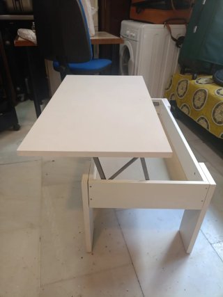 Mesa de centro blanca de madera