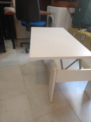 Mesa de centro blanca de madera