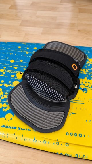 Ozone Code V5 138x41 – Tabla kitesurf