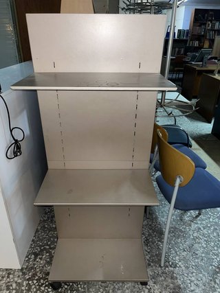 EXPOSITOR PARA COMERCIO