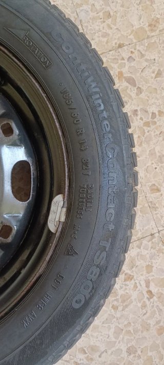 3 Ruedas de invierno con poco uso Continental