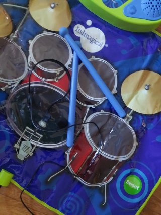 Batería musical infantil con MP3