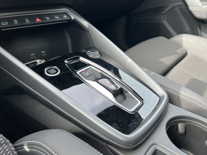Audi A3 2025, foto 27