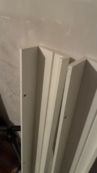 3 estanterías MOSSLANDA IKEA 115 cm