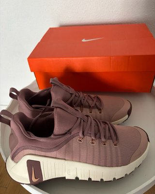 Nike Free Metcon 6 Mujer Beige/Rosa