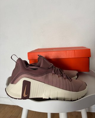 Nike Free Metcon 6 Mujer Beige/Rosa