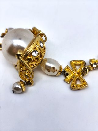 Pendientes vintage dorados con perlas