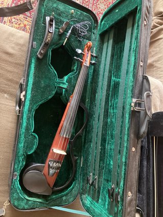 Violín Eléctrico Yamaha silent 130
