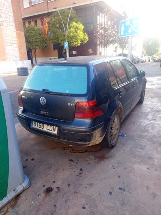 Volkswagen Golf 2004