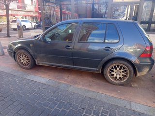 Volkswagen Golf 2004