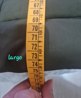 Abrigo Zara verde con forro
