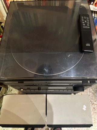 Equipo de música AIWA con tocadiscos