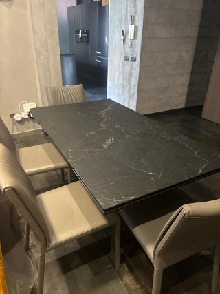 Sedia Cattelan Italia in pelle grigia