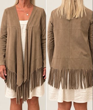 Chaqueta fina con flecos