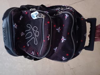 Mochila Totto con Ruedas Negra