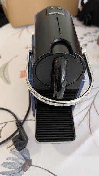Cafetera Nespresso De'Longhi Pixie EN127.BL