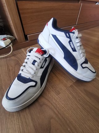 Zapatillas Puma Blancas y Azules (1 Uso)