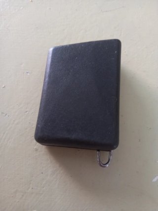 Mando de garaje negro