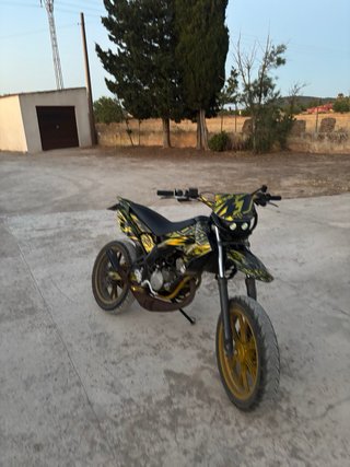 Derbi Senda Xtreme 49cc Negra y Amarilla