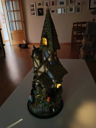 Piccola casa delle fate e gnomi