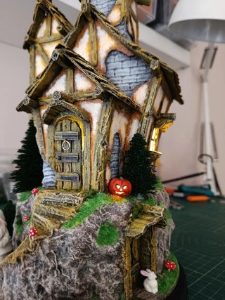 Piccola casa delle fate e gnomi