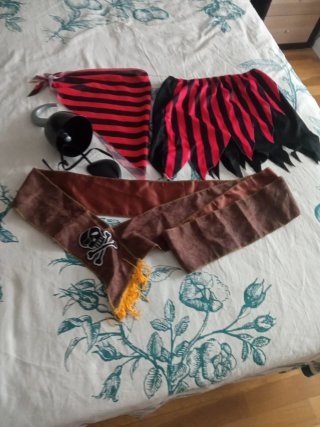 Disfraz Pirata Calaveras Talla Única
