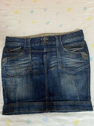 Falda vaquera vintage Stradivarius