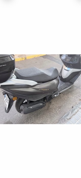 Daelim Steezer 125cc Maxi Scooter