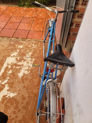 Bicicleta Orbea azul antigua