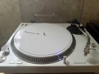 Pareja de tocadiscos Pioneer PLX-500 blancos