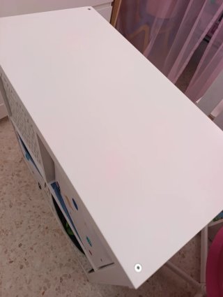 Mueble KALLAX Ikea con 4 cubos de tela.