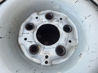 Mercedes Vito Viano 225 55 R17 C - Rueda repuesto