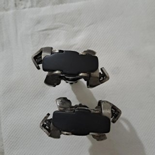 Pedales Shimano PD-M520