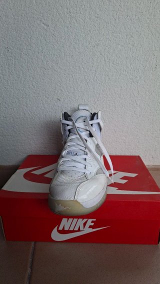 Nike Jordan Two Trey Talla 44 Azul y Blanco