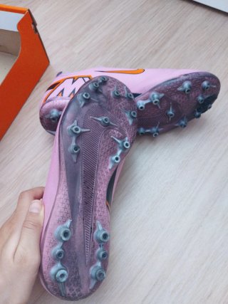 Botas de fútbol Nike Air Zoom rosas