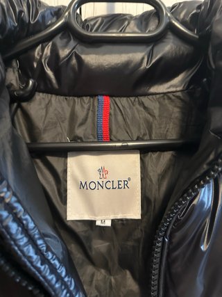 Chaqueta Moncler Negra Brillante