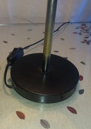 Lámpara de mesa vintage.