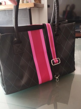 Bolso Mary Kay Negro y Rosa