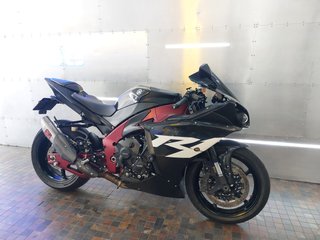 YAMAHA YZF R1 CROSSPLANE - 2009