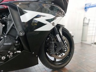 YAMAHA YZF R1 CROSSPLANE - 2009