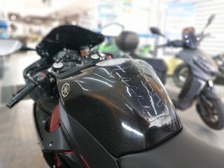 YAMAHA YZF R1 CROSSPLANE - 2009