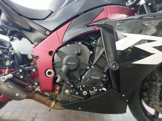 YAMAHA YZF R1 CROSSPLANE - 2009