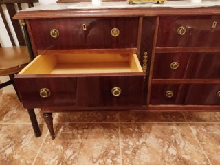 Cómoda , mesillas y espejo de madera Vintage