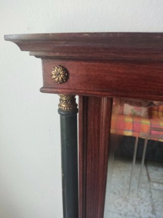 Cómoda , mesillas y espejo de madera Vintage