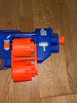 Pistola Nerf Azul y Naranja